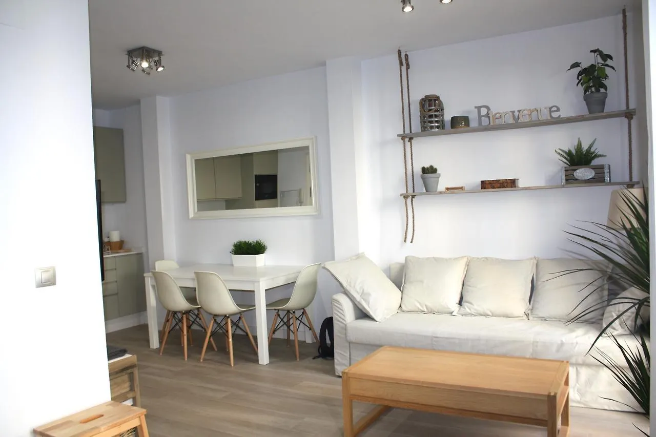 Carreteria 74 Apartment Malaga 0*,  Spain